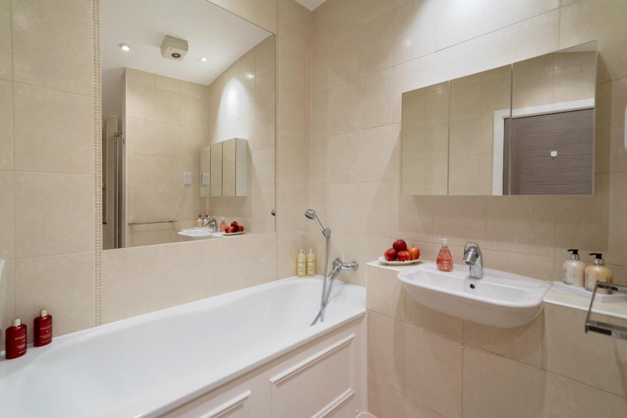 Huge & Central 3 Bedr, 4 Beds, 2,5 Bath Covent Gdn Лондон Екстер'єр фото